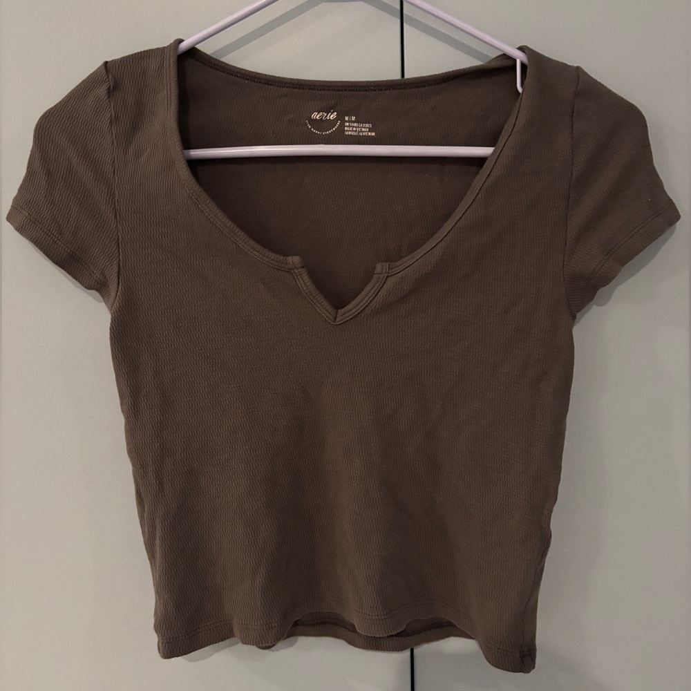 Aerie Gray Crop Top with Notched Neck Size M